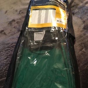 FINIS- Unisex Floating Fins SZ M-13-14 w-14-15